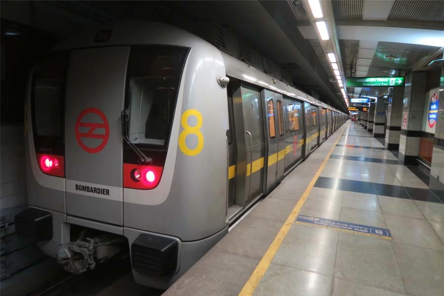 Kashmere Gate to Sarojini Nagar Metro